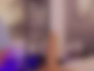 Renatta Cruz's Live Sex Cam Show