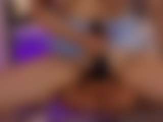 Renatta Cruz's Live Sex Cam Show