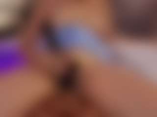 Renatta Cruz's Live Sex Cam Show