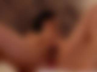 Renatta Cruz's Live Sex Cam Show