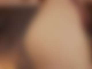 Renatta Cruz's Live Sex Cam Show