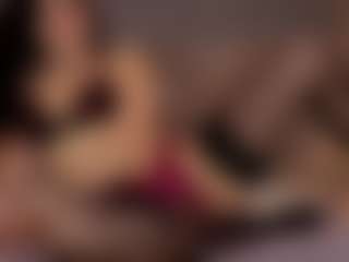 Renatta Cruz's Live Sex Cam Show