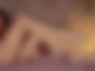 Renatta Cruz's Live Sex Cam Show