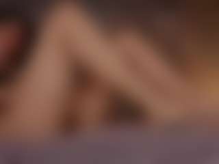 Renatta Cruz's Live Sex Cam Show