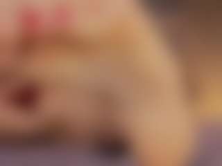 Live cam show with Renatta Cruz - Petite on xxxlivecams.org