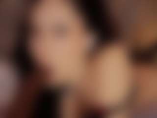 Renatta Cruz's Live Sex Cam Show