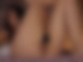Renatta Cruz's Live Sex Cam Show