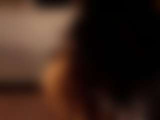 Renatta Cruz's Live Sex Cam Show