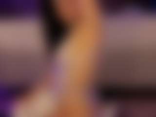 Renatta Cruz's Live Sex Cam Show