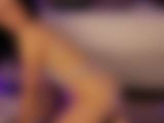 Renatta Cruz's Live Sex Cam Show