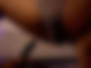 Renatta Cruz's Live Sex Cam Show