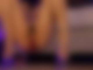 Renatta Cruz's Live Sex Cam Show