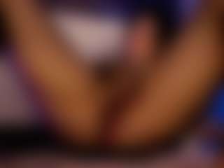 Live cam show with Renatta Cruz - Lovense Brown Hair on Camsoda