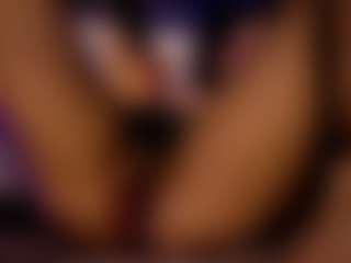 Renatta Cruz's Live Sex Cam Show