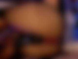 Renatta Cruz's Live Sex Cam Show