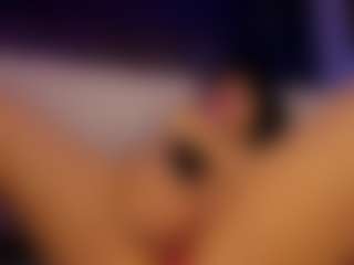 Renatta Cruz's Live Sex Cam Show