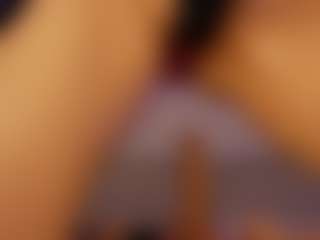 Renatta Cruz's Live Sex Cam Show