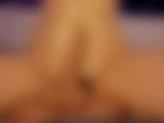 Renatta Cruz's Live Sex Cam Show