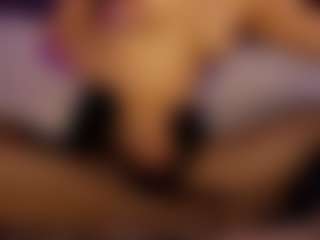 Live cam show with Renatta Cruz - Hairy Pussy on Camsoda