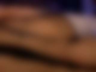 Renatta Cruz's Live Sex Cam Show