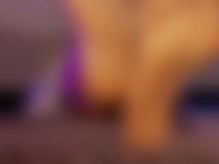 Renatta Cruz's Live Sex Cam Show