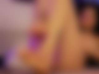 Renatta Cruz's Live Sex Cam Show