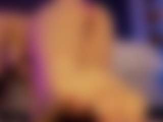Renatta Cruz's Live Sex Cam Show