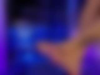 Renatta Cruz's Live Sex Cam Show