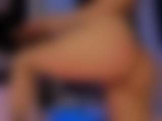 Renatta Cruz's Live Sex Cam Show