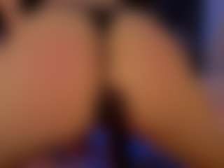 Renatta Cruz's Live Sex Cam Show