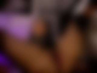 Renatta Cruz's Live Sex Cam Show