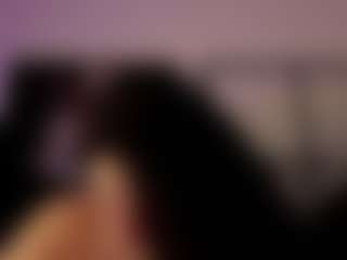 Renatta Cruz's Live Sex Cam Show