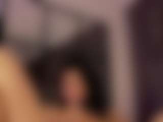 Renatta Cruz's Live Sex Cam Show