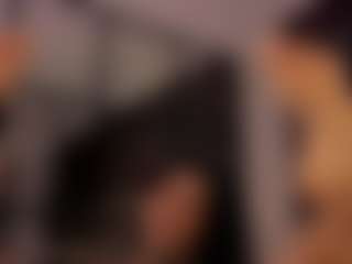 Renatta Cruz's Live Sex Cam Show