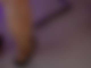 Renatta Cruz's Live Sex Cam Show