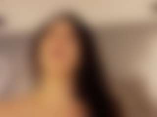 Renatta Cruz's Live Sex Cam Show
