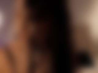 Renatta Cruz's Live Sex Cam Show