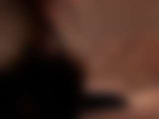 Renatta Cruz's Live Sex Cam Show