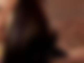 Live cam show with Renatta Cruz - Bedroom Brown Hair on Camsoda