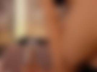 Renatta Cruz's Live Sex Cam Show