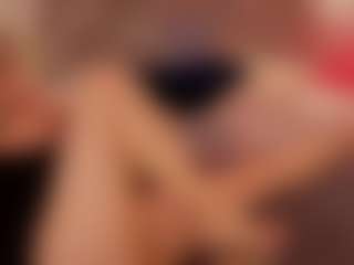 Renatta Cruz's Live Sex Cam Show