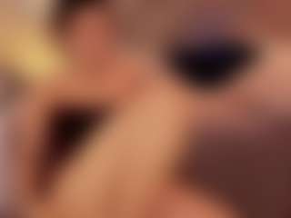 Renatta Cruz's Live Sex Cam Show