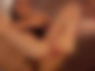 Renatta Cruz's Live Sex Cam Show