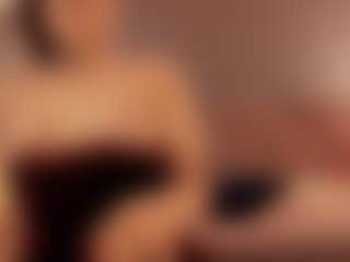 Renatta Cruz's Live Sex Cam Show