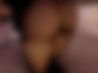 Renatta Cruz's Live Sex Cam Show