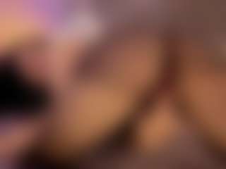 Renatta Cruz's Live Sex Cam Show