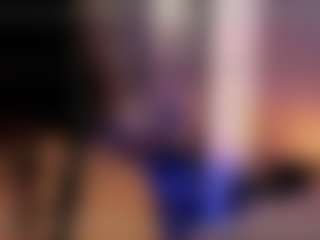 Renatta Cruz's Live Sex Cam Show
