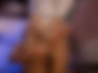 Renatta Cruz's Live Sex Cam Show
