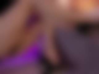 Renatta Cruz's Live Sex Cam Show