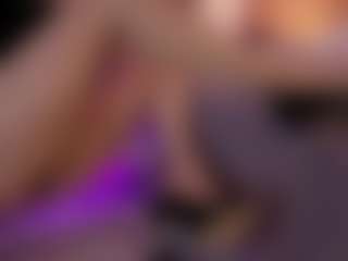 Renatta Cruz's Live Sex Cam Show